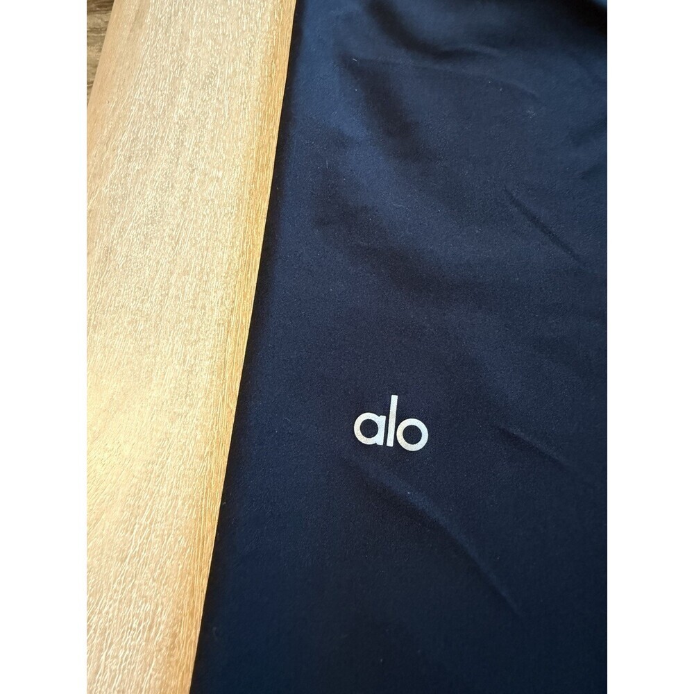 Alo Yoga High-Waist Airlift Legging in Black Full Length Size Large - Picture 6 of 7